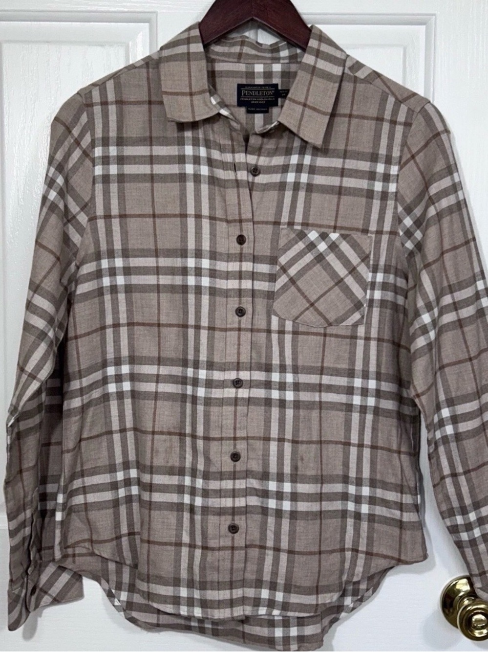 Pendleton Petite M Button Up Shirt Brown Plaid Long Sleeve Flannel Cotton Womens
